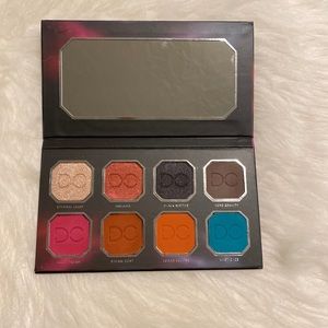 Eyeshadow palette
